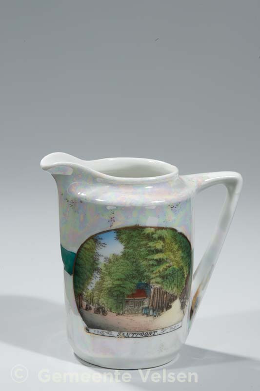 Foto van Sav. 13: Souveniraardewerk  melkkannetje
