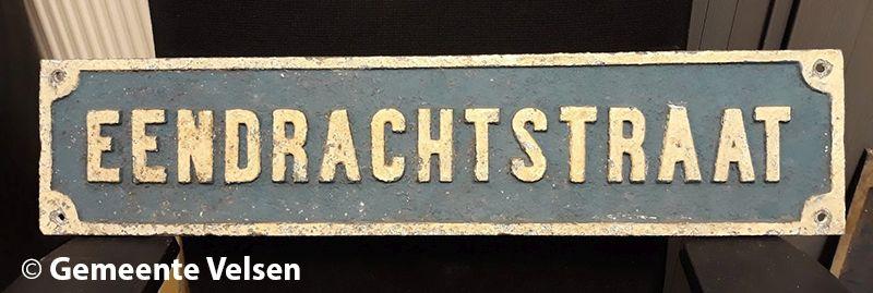 Foto van Sn 5: Straatnaambord Eendrachtstraat